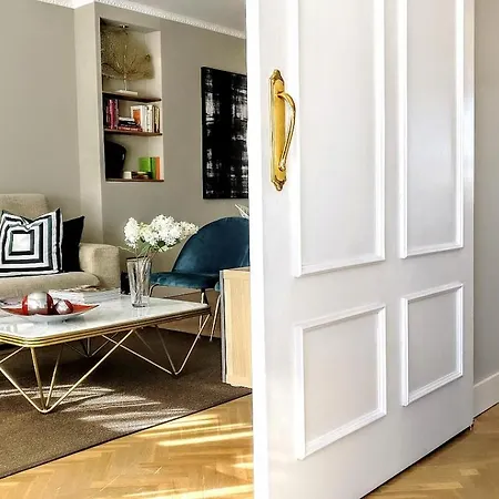 Apartman Gatsby - 3br Luxury High Floor Terrace By Lilla